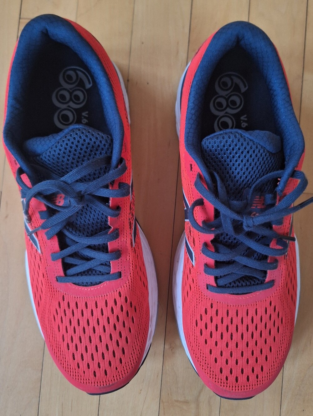 New Balance Men's 680V6 Running Shoe